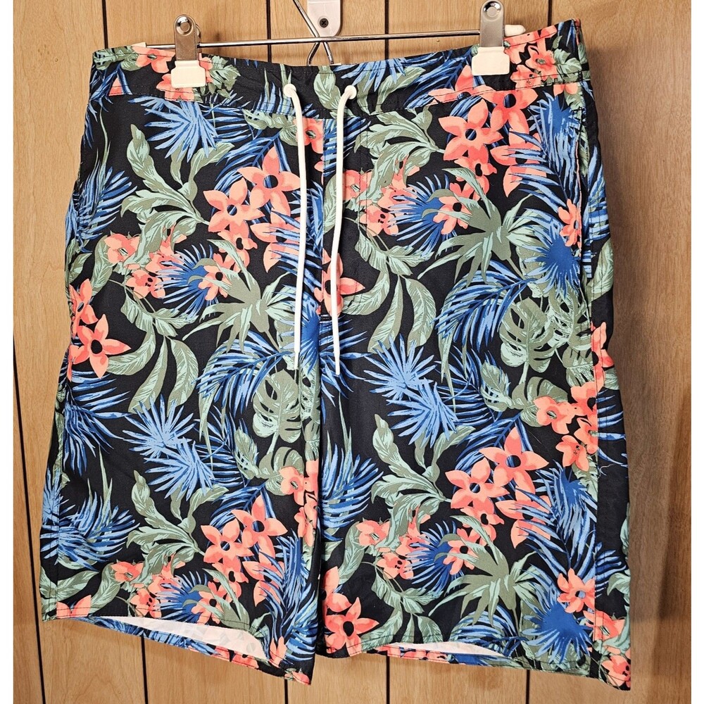 St. John’s Bay Mens LT Swim Trunks Tropical Floral Board Shorts Large Tall Lined